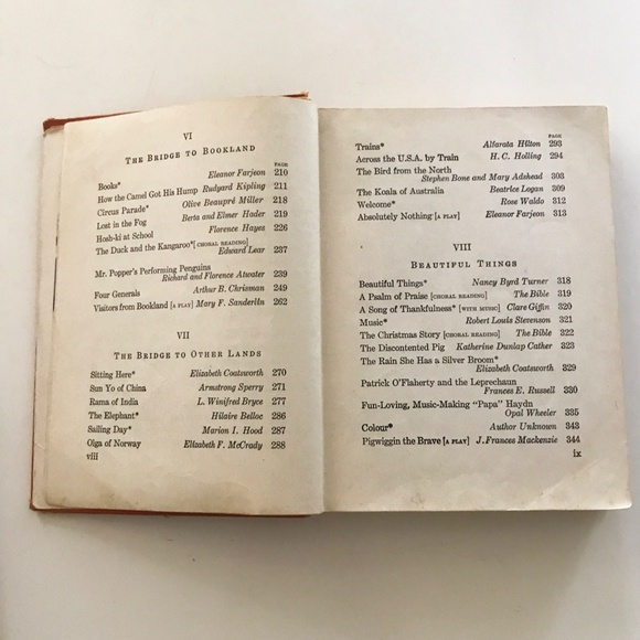 Vintage New World Readers "Over the Bridge" Book - Picture 5 of 6